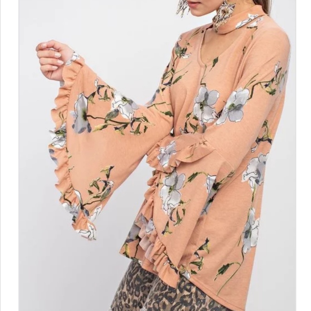 🌴Easel l SOFT, CUTE TOP-101 - Picture 2 of 2